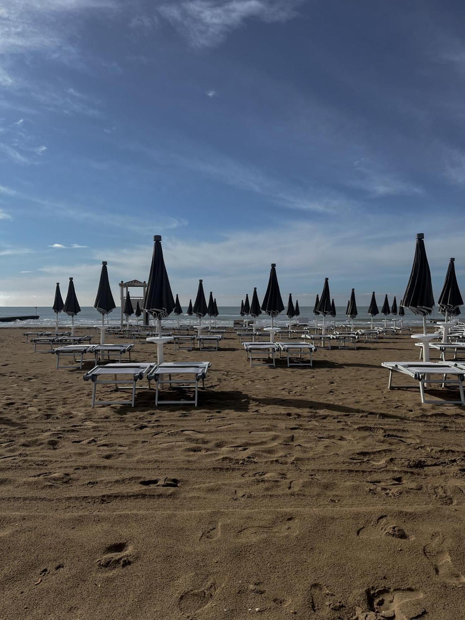Apartment Luma With Pool Lido di Jesolo Kültér fotó
